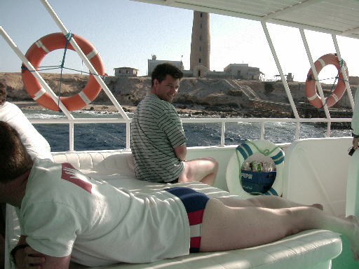 490x361 pixels (39K)