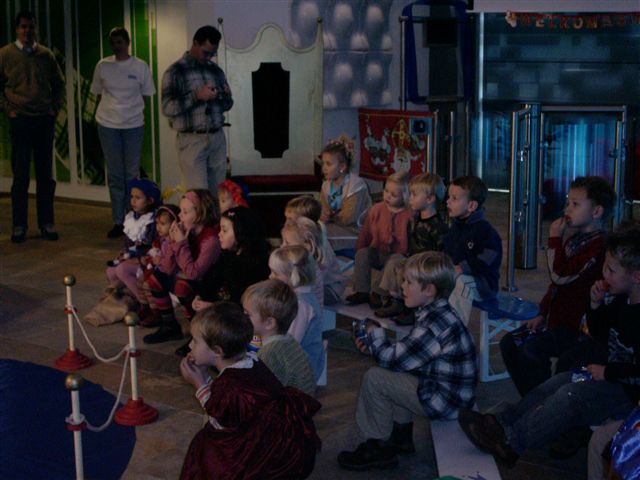 618x457 pixels (48K)