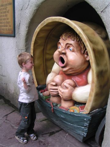 338x457 pixels (38K)