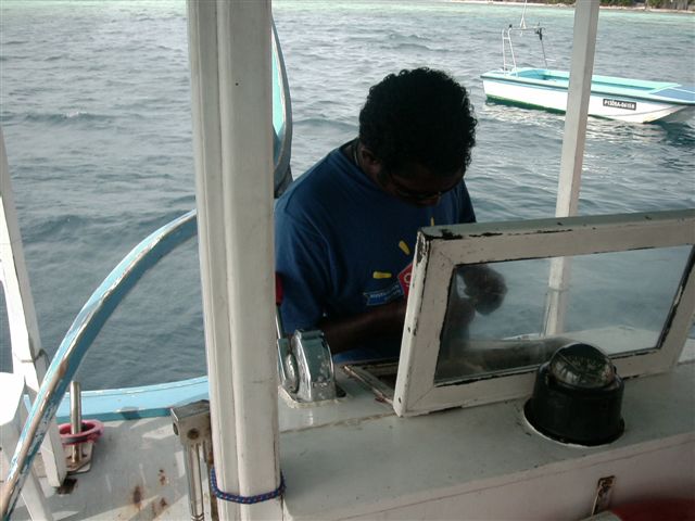 618x457 pixels (58K)