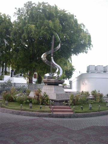 338x457 pixels (42K)