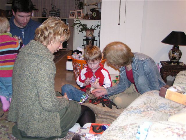 618x457 pixels (69K)