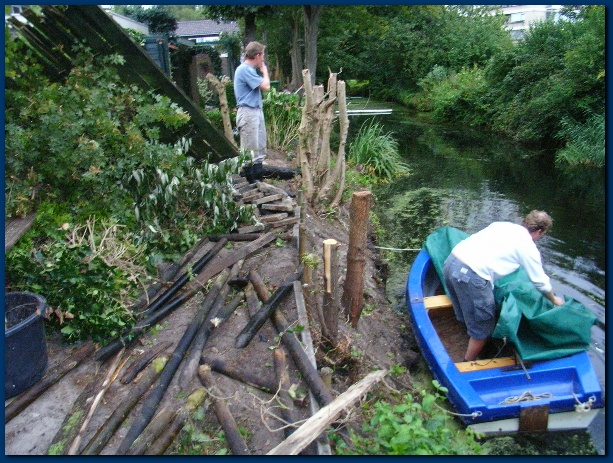 600x449 pixels (182K)