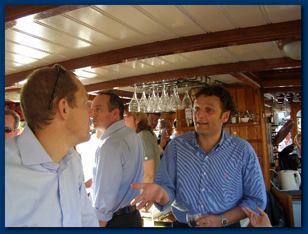 600x449 pixels (140K)