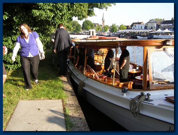 600x449 pixels (172K)