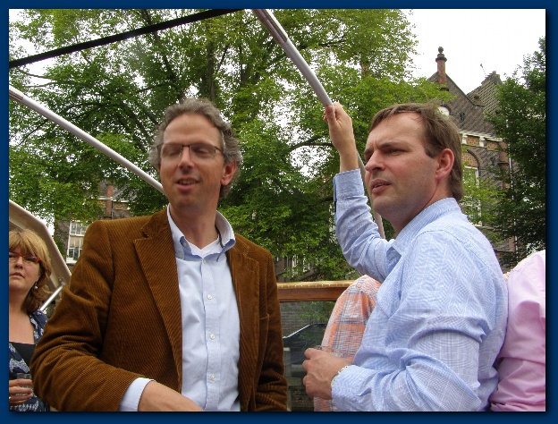 600x449 pixels (182K)