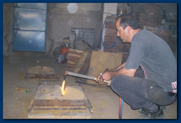 600x399 pixels (80K)