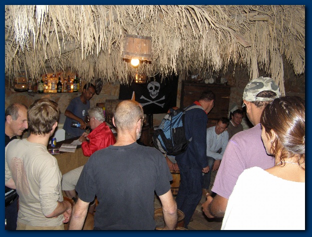 600x449 pixels (159K)