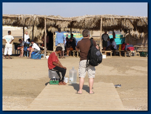 600x449 pixels (149K)