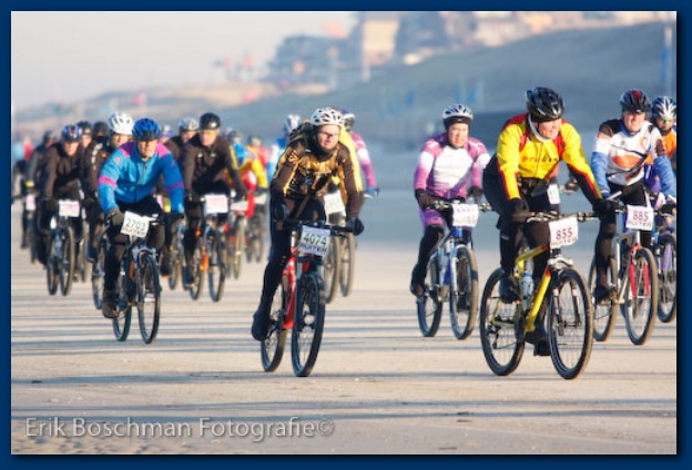 600x399 pixels (110K)