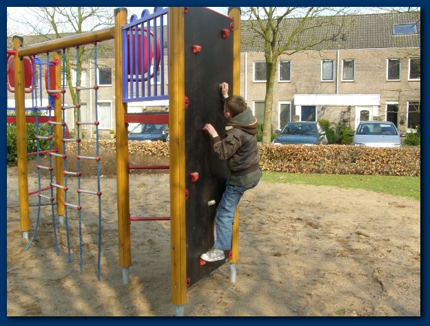 600x449 pixels (166K)