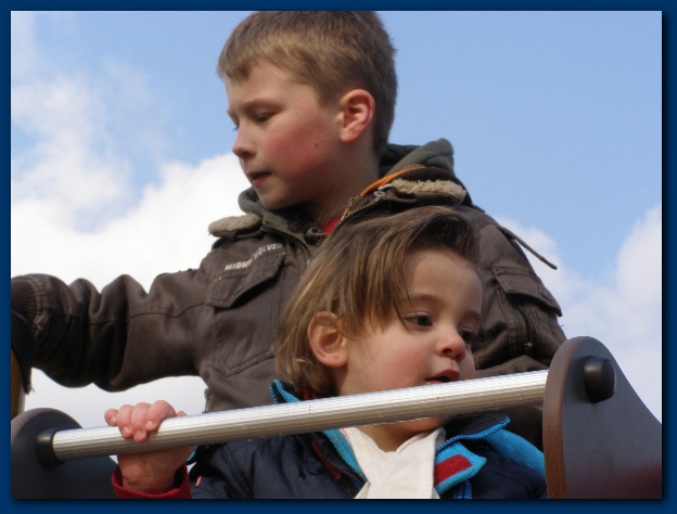 600x449 pixels (88K)