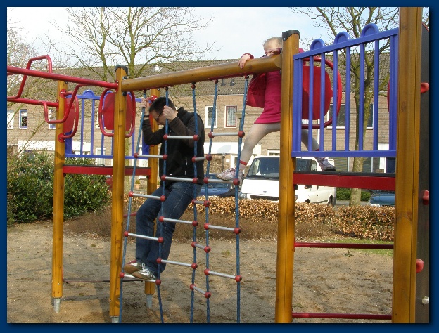 600x449 pixels (175K)