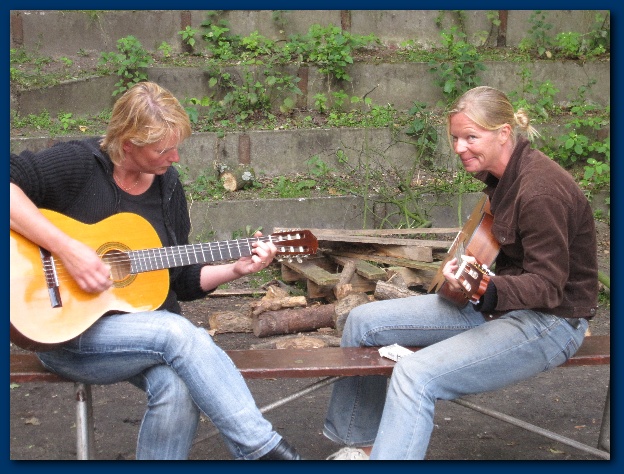 600x449 pixels (158K)