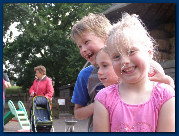 600x449 pixels (130K)