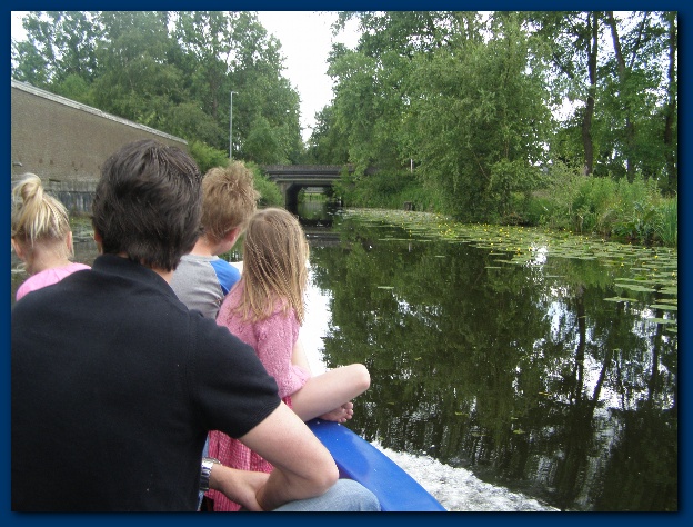 600x449 pixels (160K)