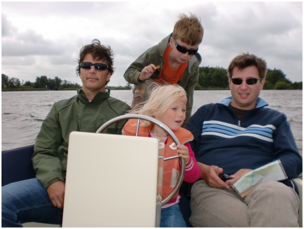 584x433 pixels (82K)