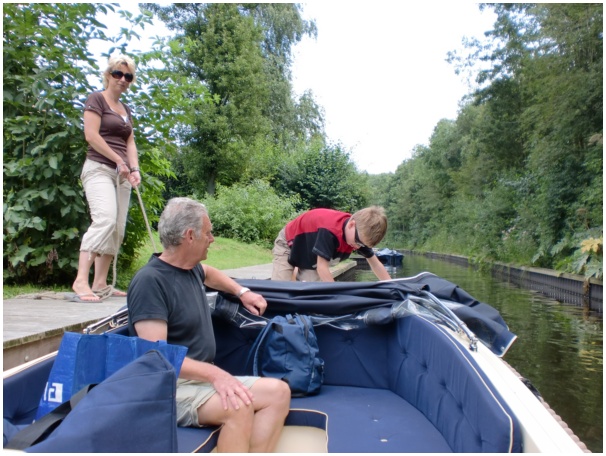 584x433 pixels (137K)