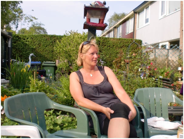 584x433 pixels (137K)