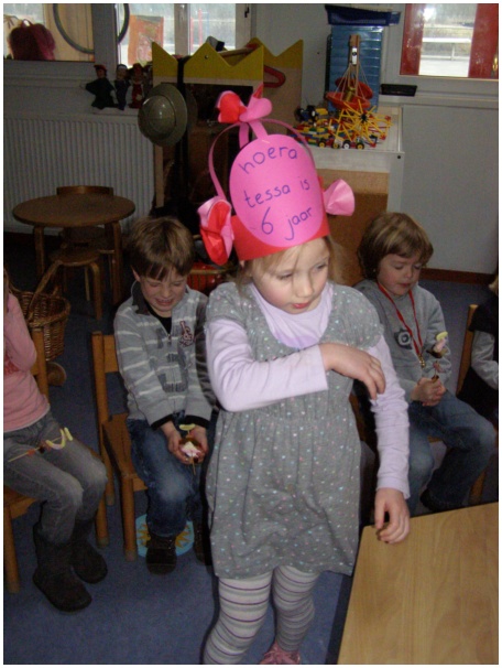 434x583 pixels (109K)