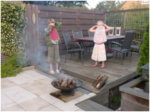 584x433 pixels (113K)