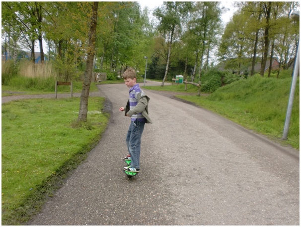 584x433 pixels (134K)