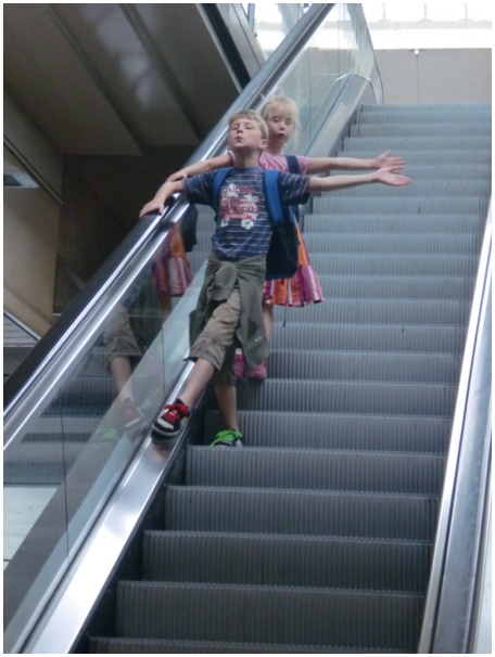 434x583 pixels (89K)