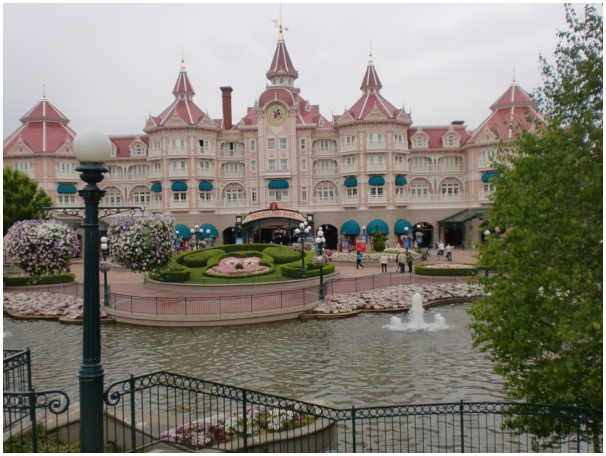 584x433 pixels (126K)