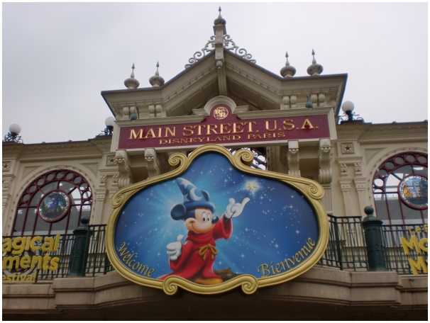 584x433 pixels (98K)