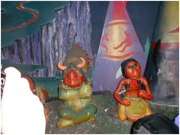 584x433 pixels (99K)