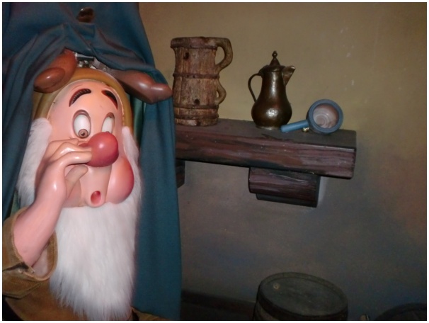 584x433 pixels (71K)