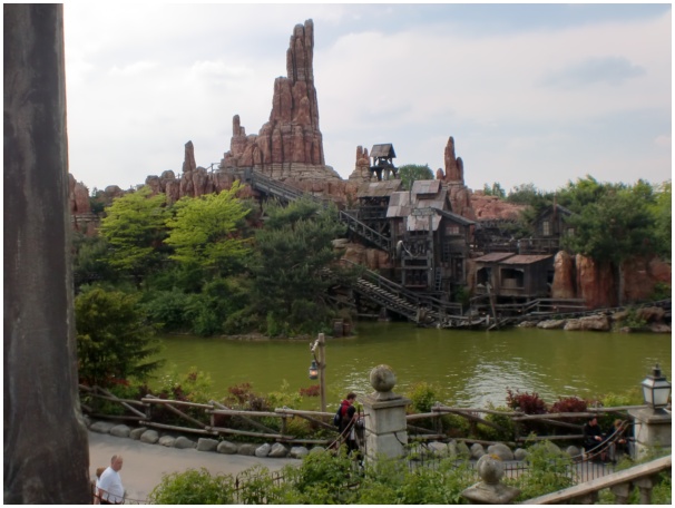 584x433 pixels (96K)