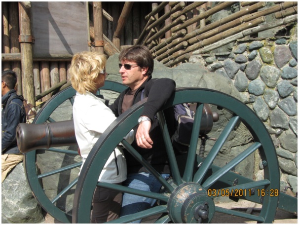 584x433 pixels (132K)