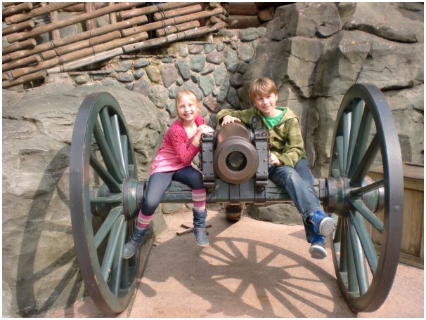 584x433 pixels (133K)