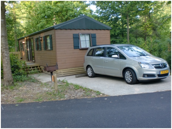 584x433 pixels (131K)