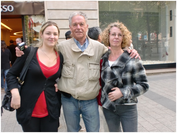 584x433 pixels (107K)