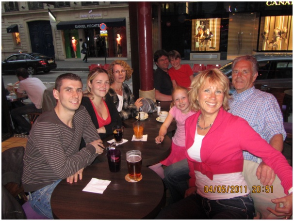 584x433 pixels (117K)