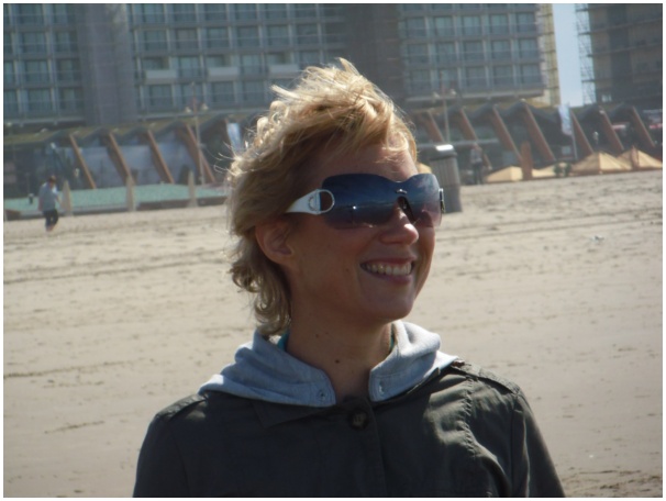 584x433 pixels (76K)