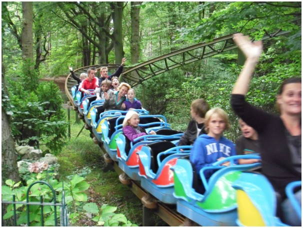 584x433 pixels (159K)