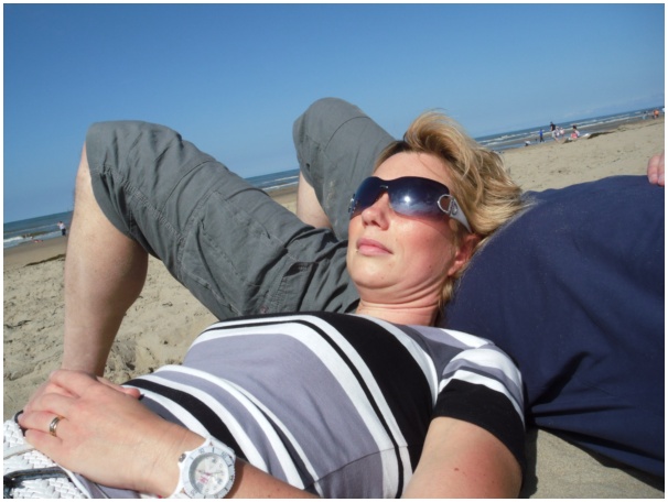 584x433 pixels (87K)