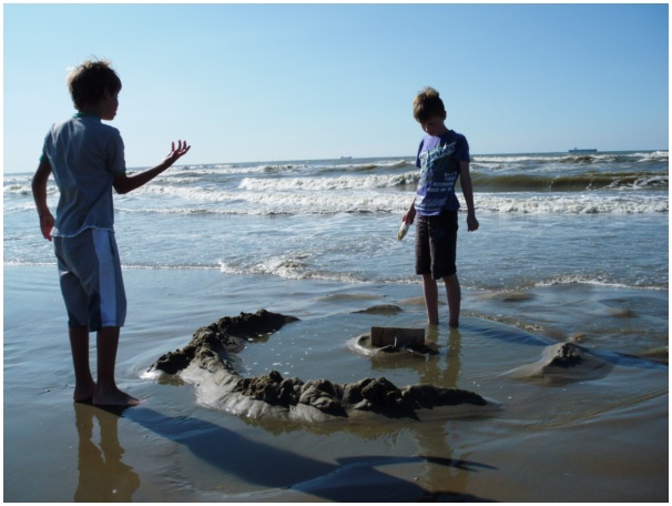 584x433 pixels (89K)