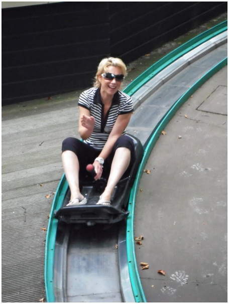 434x583 pixels (95K)