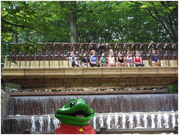 584x433 pixels (153K)