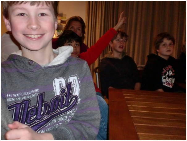 584x433 pixels (92K)