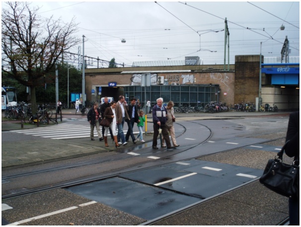 584x433 pixels (117K)