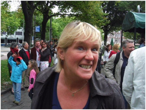 584x433 pixels (126K)