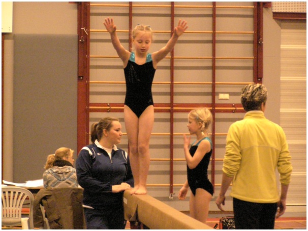 584x433 pixels (101K)