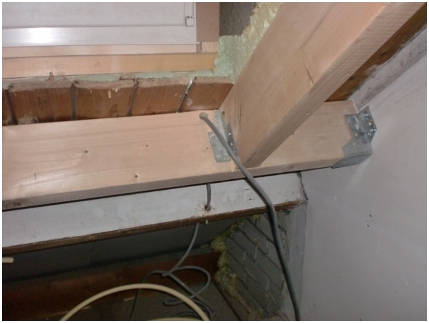 584x433 pixels (70K)