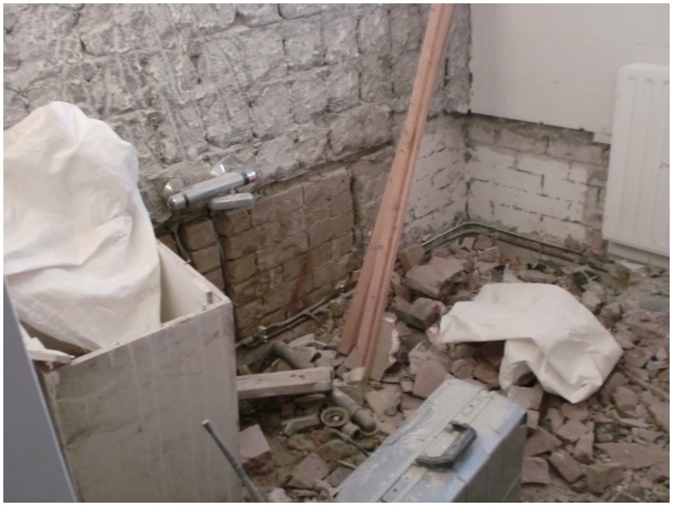 584x433 pixels (89K)