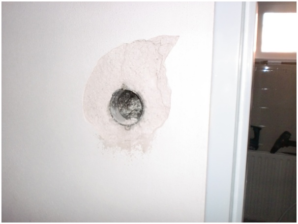 584x433 pixels (51K)